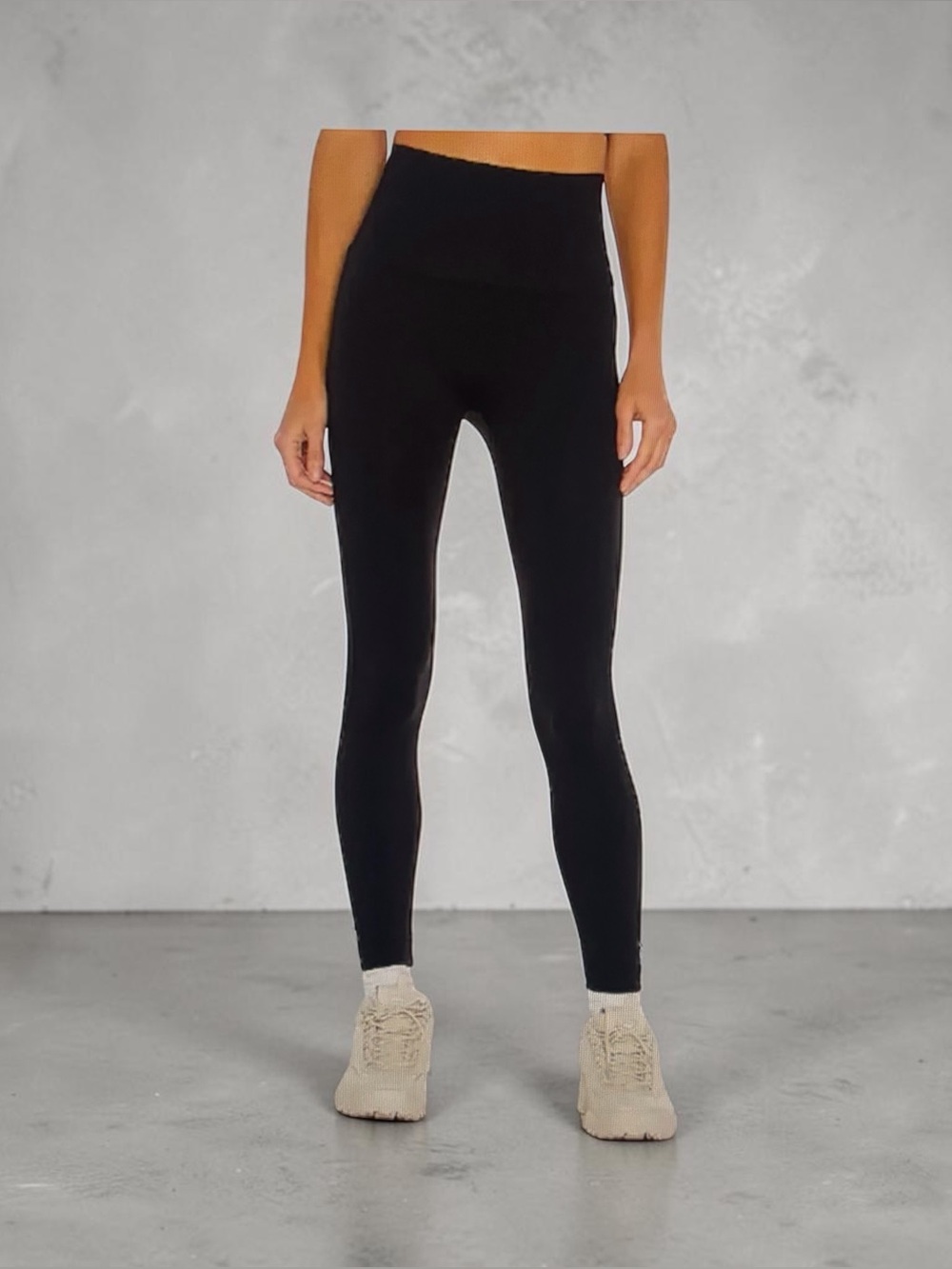 Spanx Look At Me Now Leggings Very Black FL3515 size Medium New